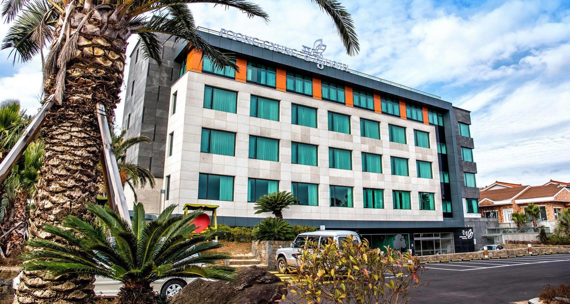 Jeju Poong Gyung Hotel Seogwipo Zewnętrze zdjęcie