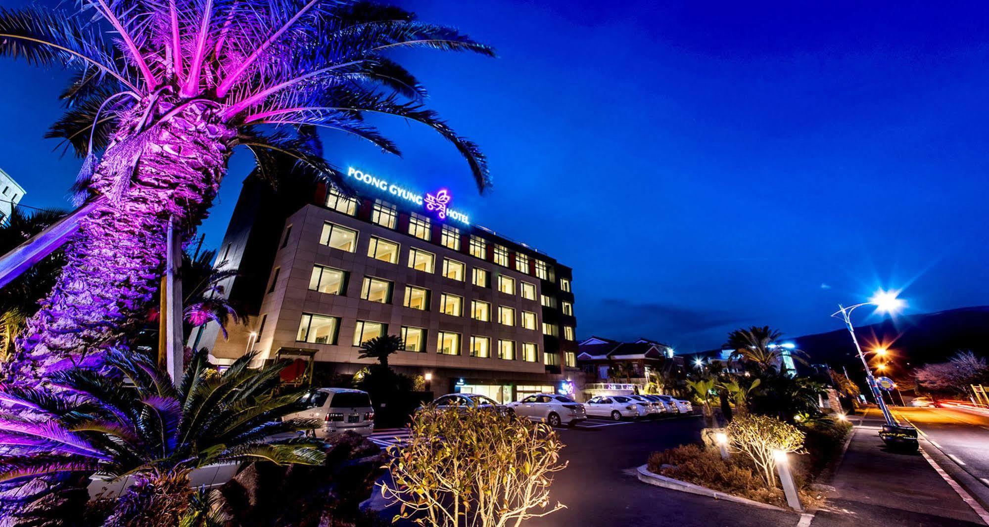 Jeju Poong Gyung Hotel Seogwipo Zewnętrze zdjęcie