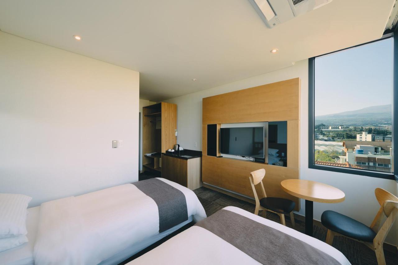 Jeju Poong Gyung Hotel Seogwipo Zewnętrze zdjęcie