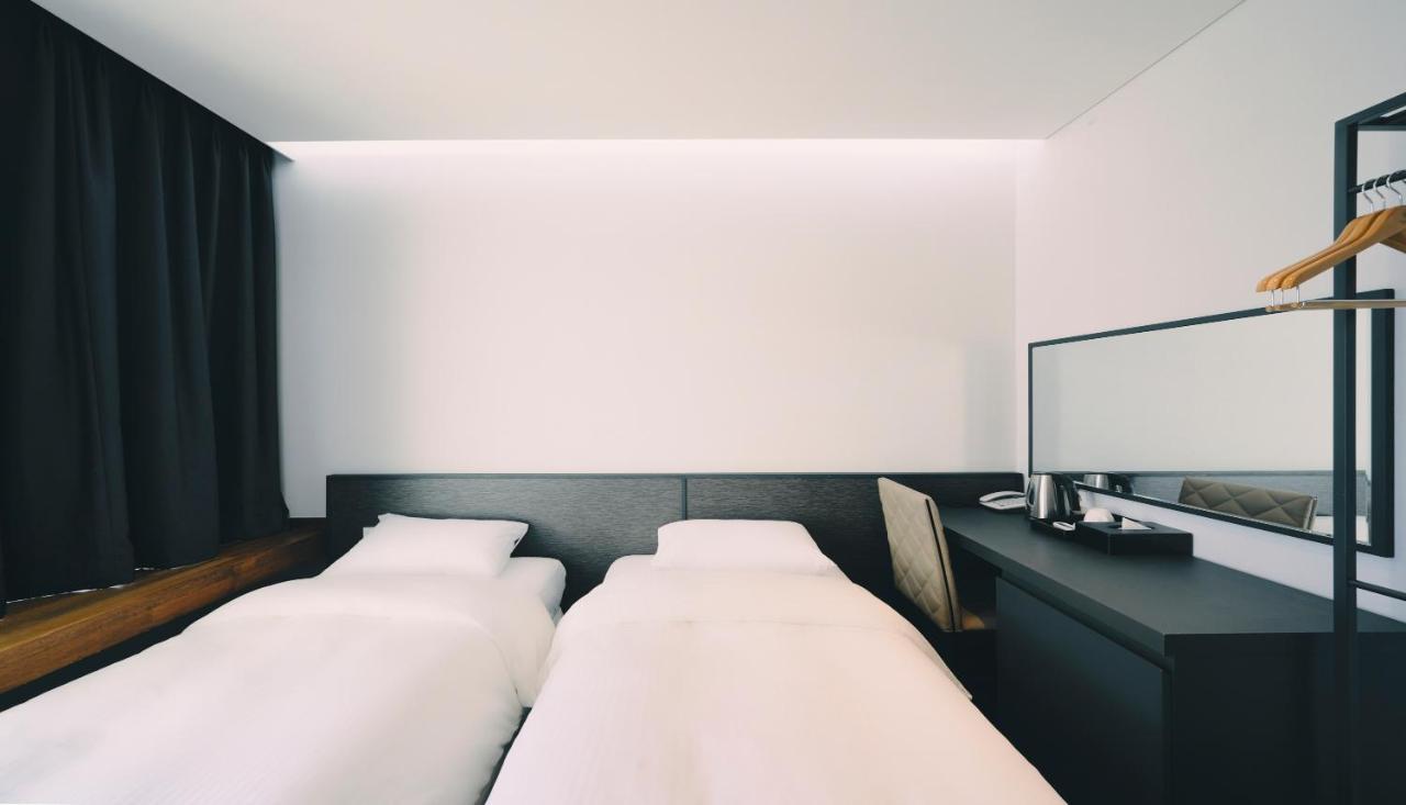 Jeju Poong Gyung Hotel Seogwipo Zewnętrze zdjęcie